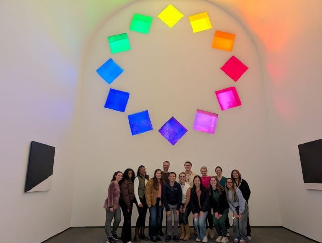 Pharmacy students visiting an art musuem