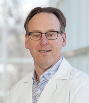 Dr. Karl Sash Faculty Headshot