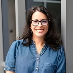 Maggie DeVier